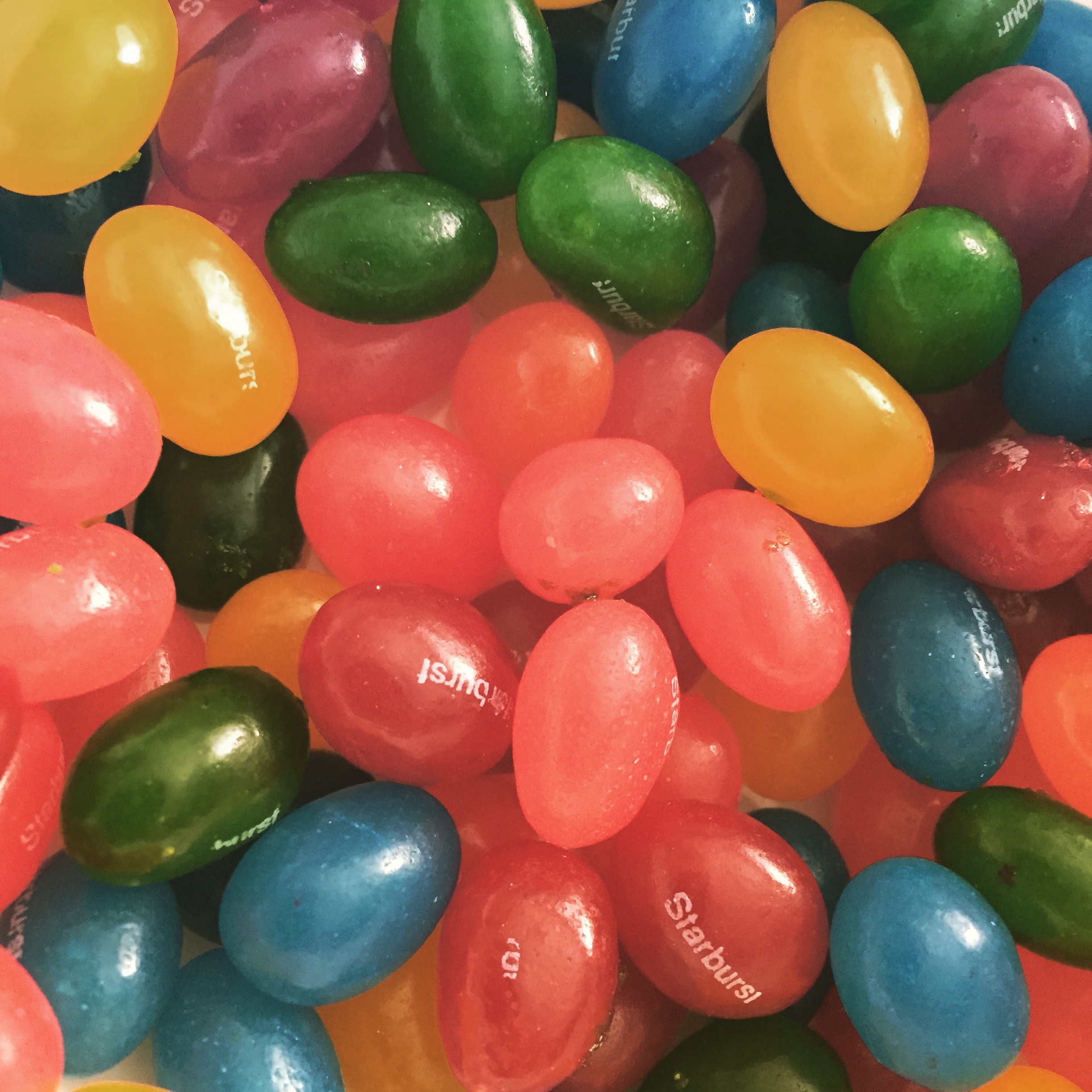 Starburst Sour Jelly Beans [Review] | ZOMG! Candy