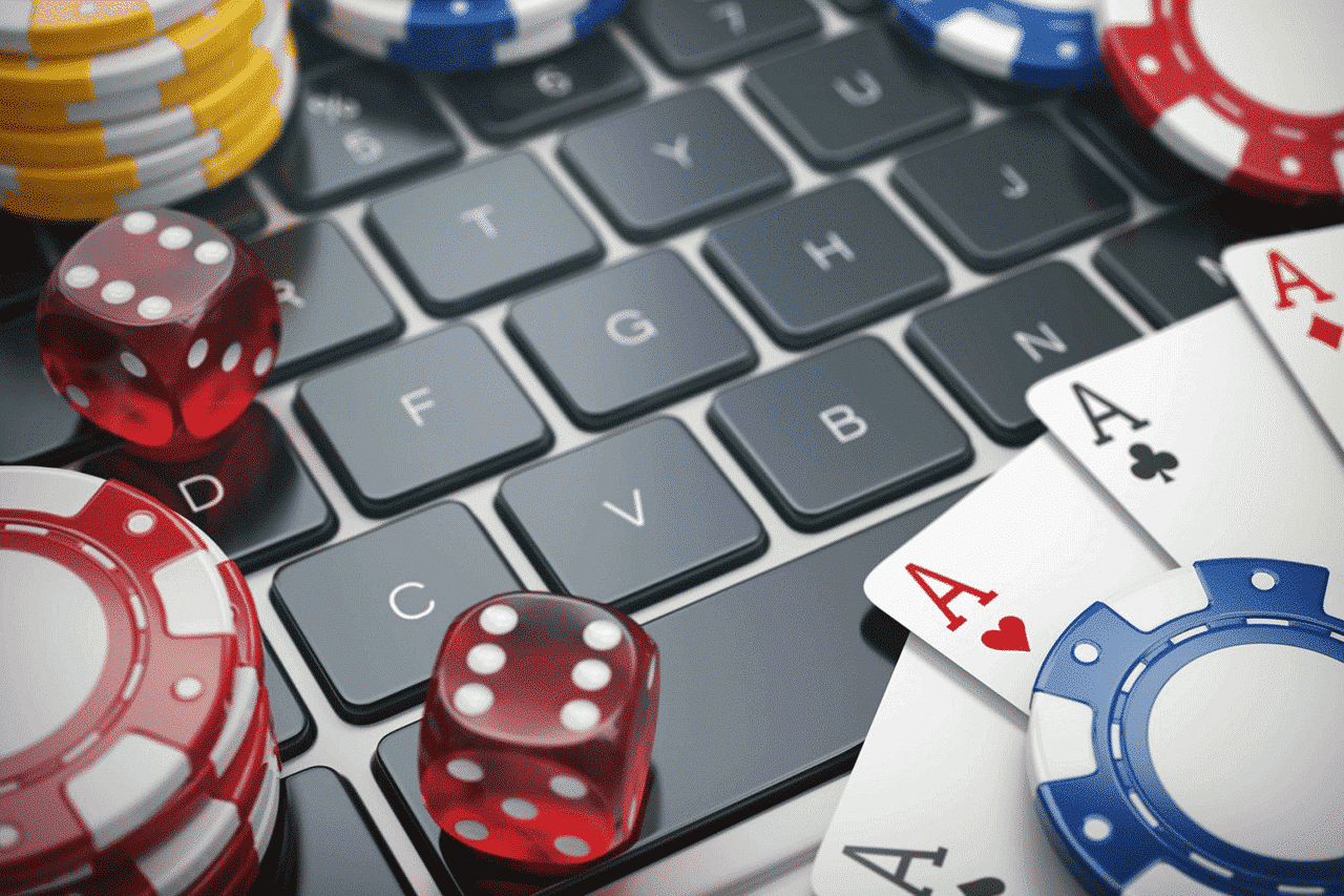 Why do people love to play in online casinos? - ZOMG! Candy
