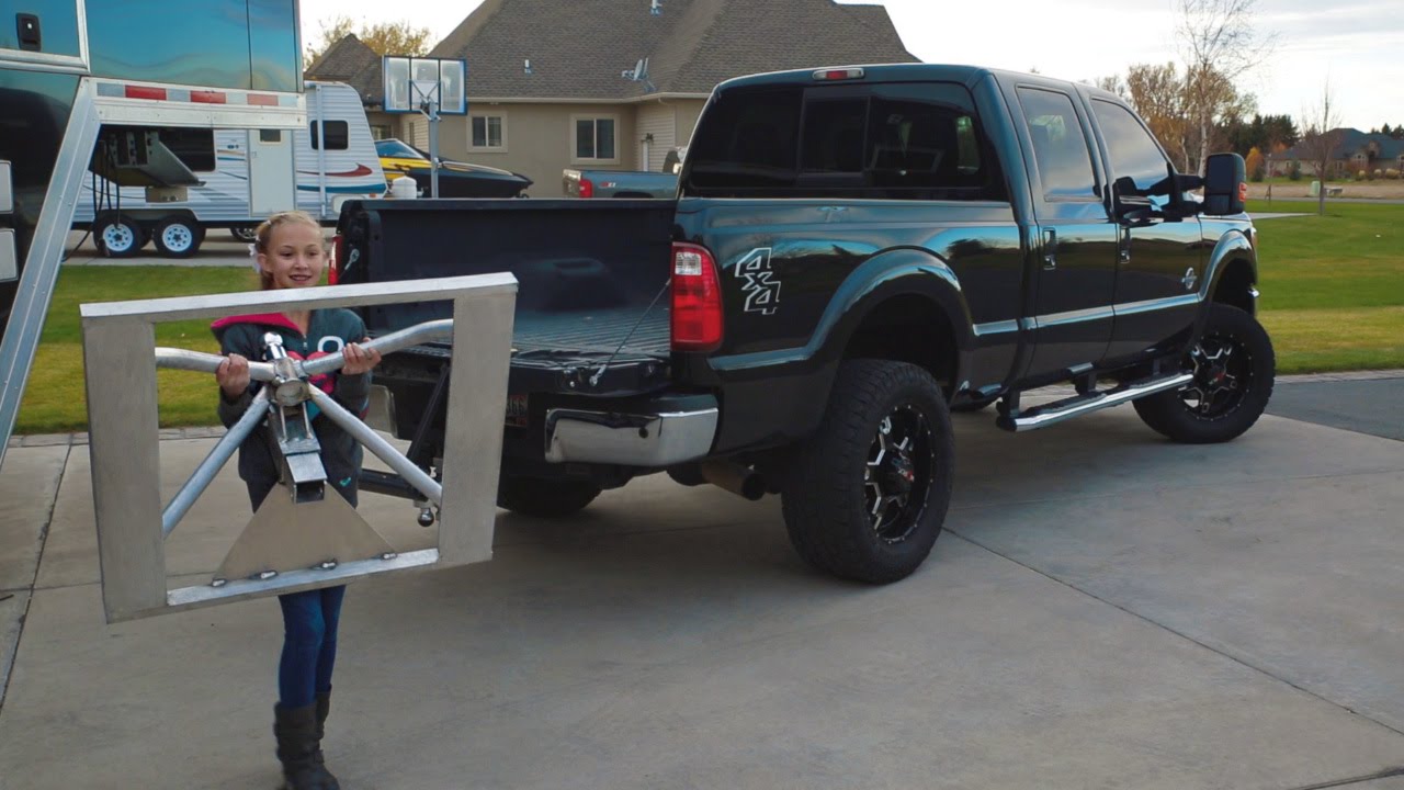 fifth Wheel trailer hitch