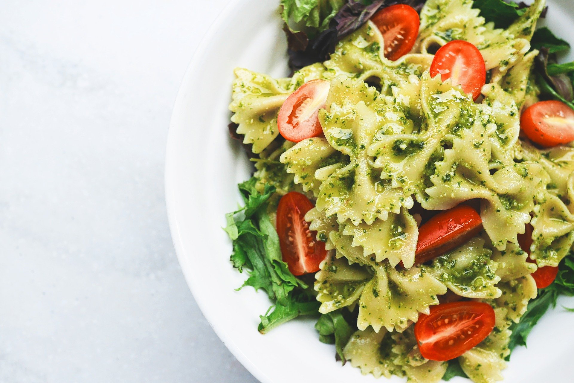 Chicken Pesto Pasta Recipes With Veggies, Cheese, and Cream