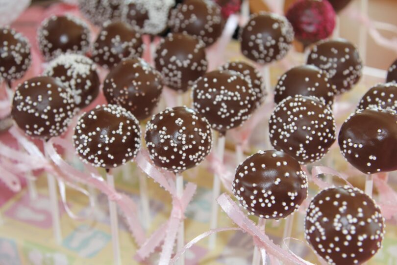 Starbuck Cake Pops Recipe to Make It at Home for Cheap